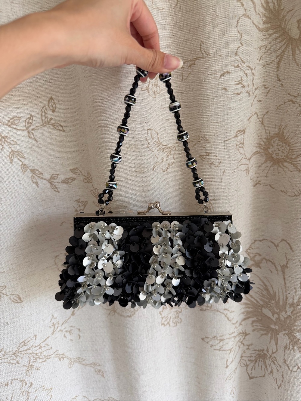 Vintage Black & Silver Sequin Beaded Evening Clutch